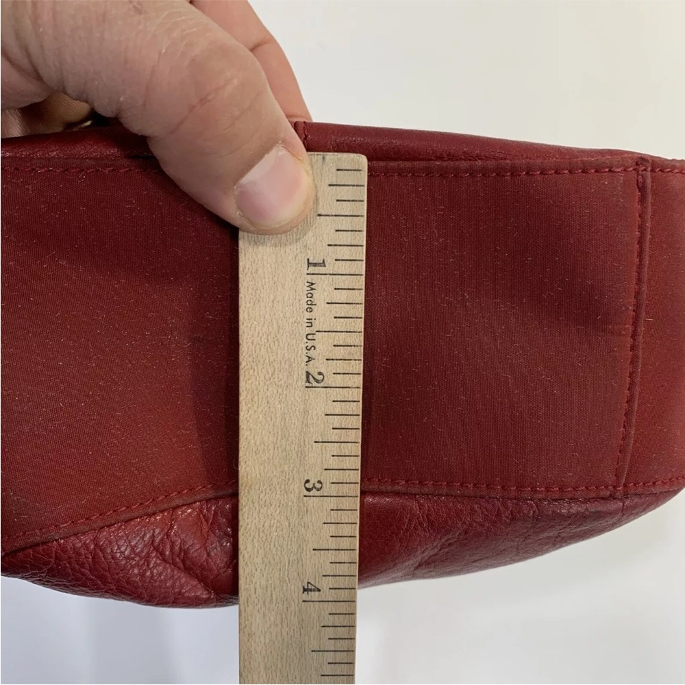 Fossil Red Morgan Pebbled Leather Zip Up Crossbody Shoulder Bag Purse Pockets - Picture 8 of 12